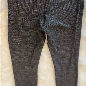 Lululemon Womens Wunder Textured Gray Black Stretch Yoga Pants